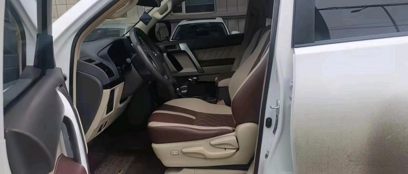 邯郸19年丰田普拉多5