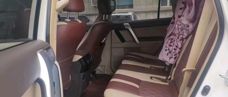 邯郸19年丰田普拉多7