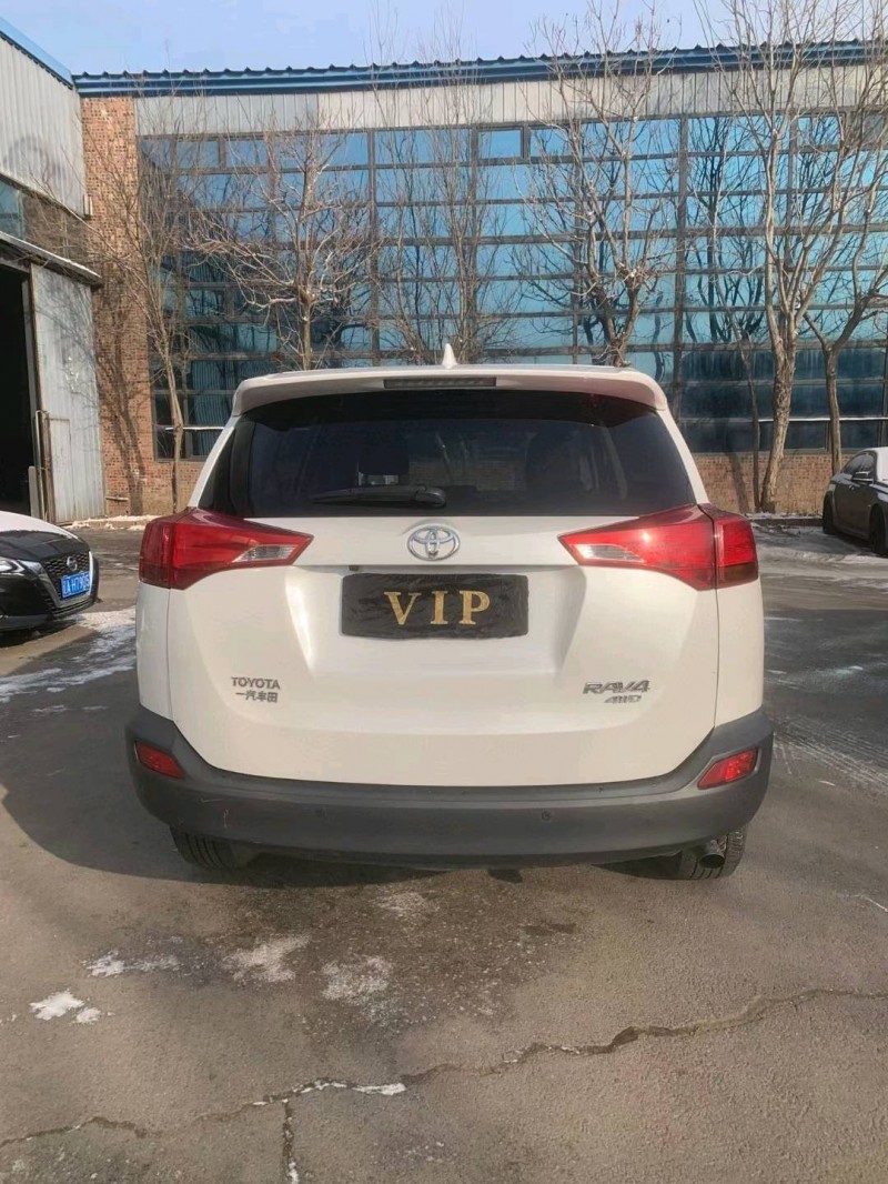 沈阳16年丰田RAV4荣放4