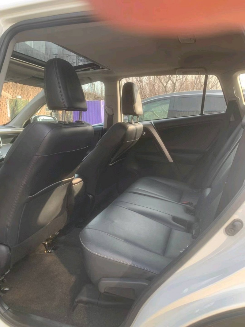 沈阳16年丰田RAV4荣放8