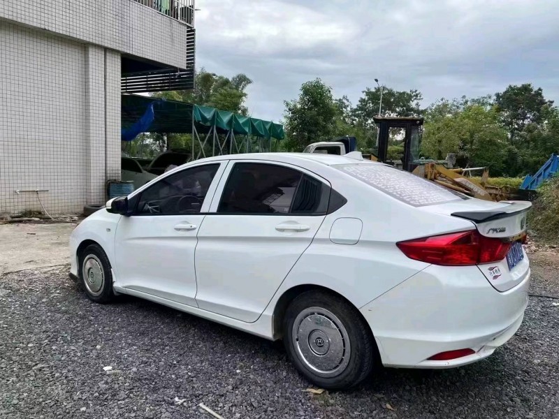 珠海18年本田锋范4