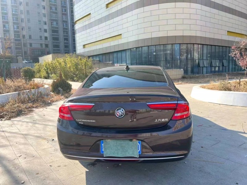 枣庄17年别克君越4