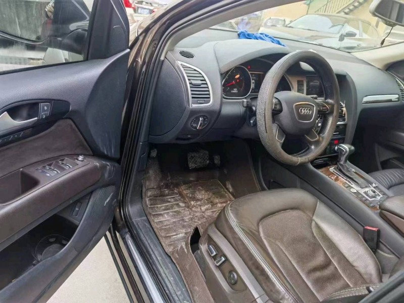 宜昌15年奥迪Q73