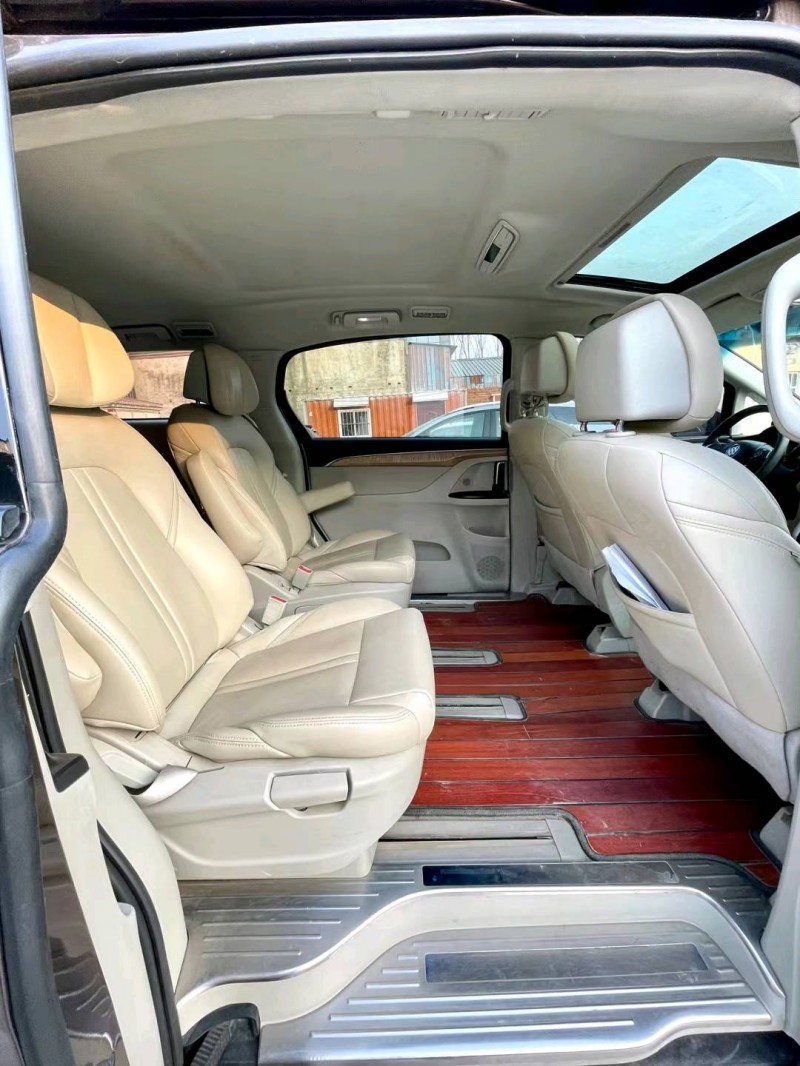 临沂17年别克GL82