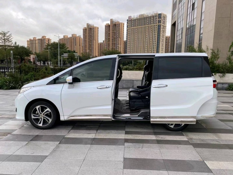 东莞16年本田奥德赛3