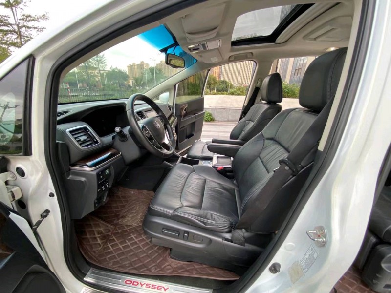 东莞16年本田奥德赛6