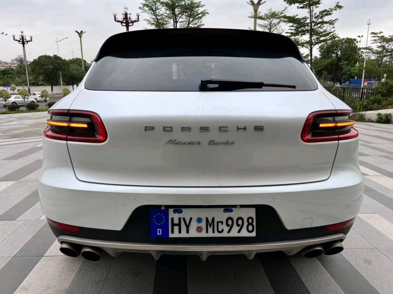 东莞14年保时捷Macan5