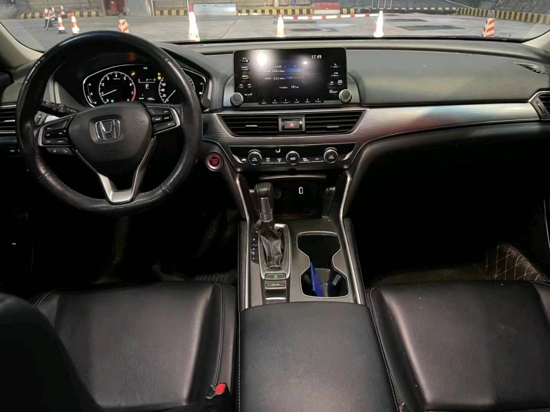 邯郸18年本田雅阁6