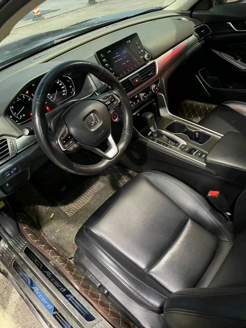 邯郸18年本田雅阁3