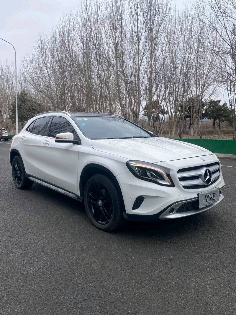 沈阳16年奔驰GLA2