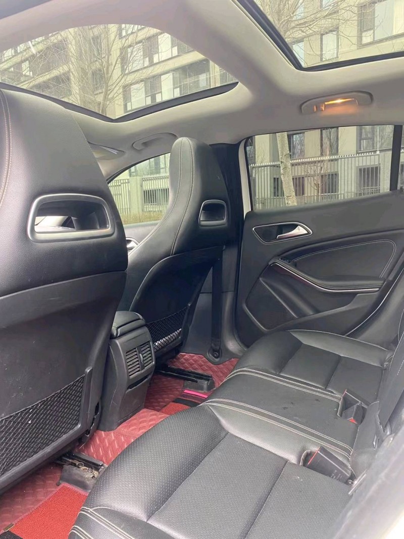 沈阳16年奔驰GLA7