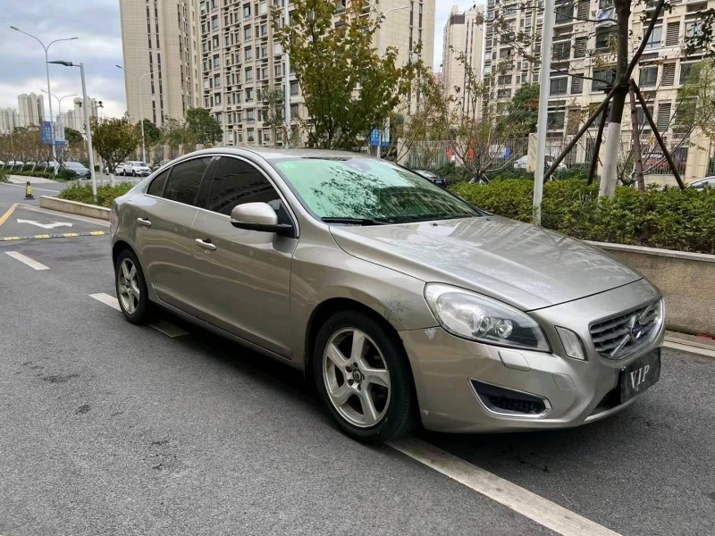 苏州12年沃尔沃S60L2