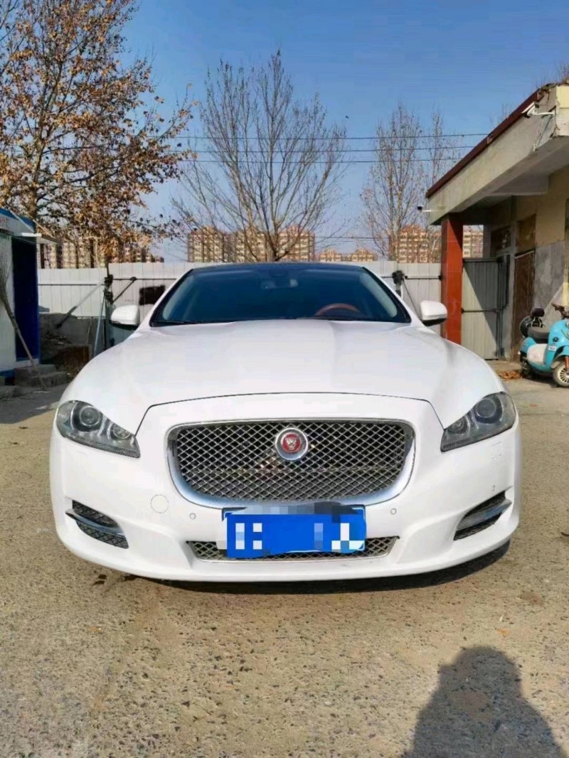 邯鄲15年捷豹XJ1