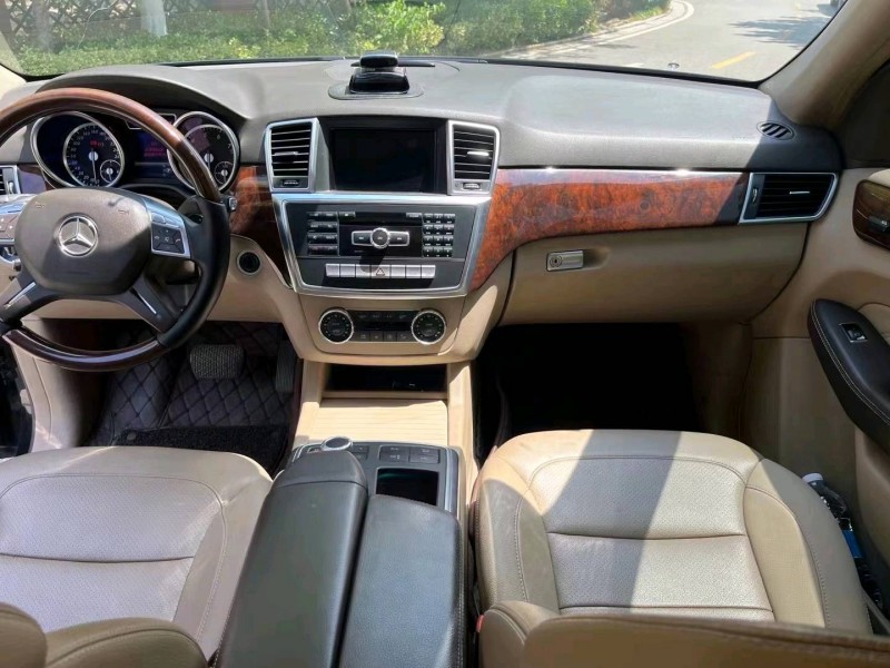 青岛13年奔驰ML6