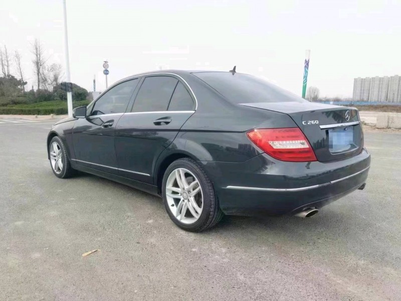 潍坊13年奔驰C7
