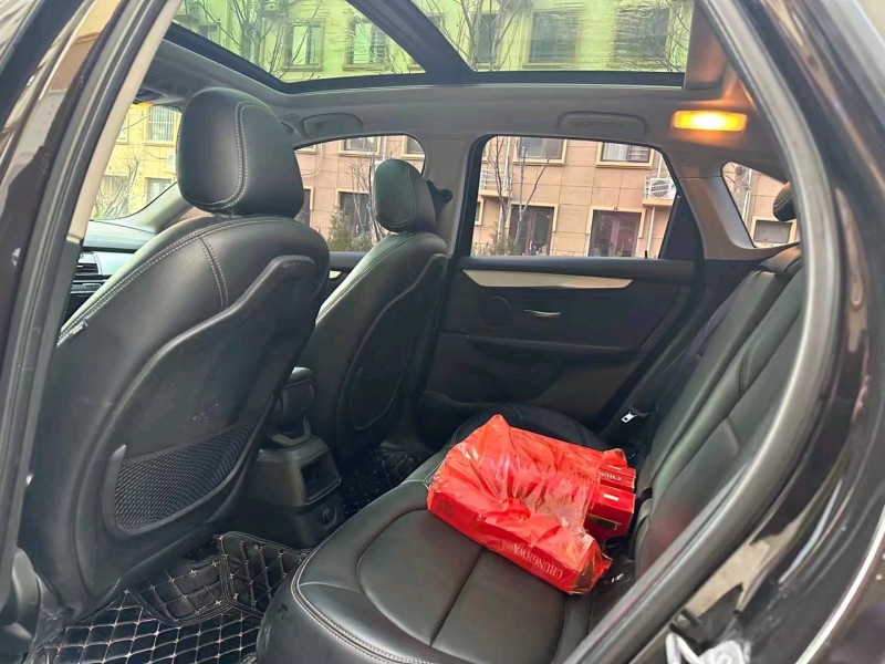 邯郸17年宝马2系8