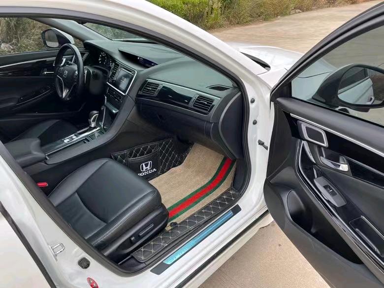 盐城17年本田思铂睿6