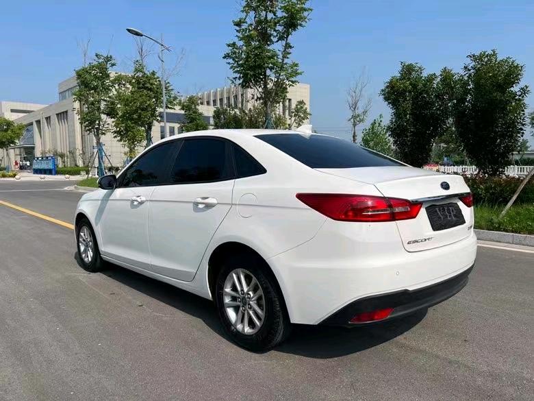 盐城20年福特福睿斯7