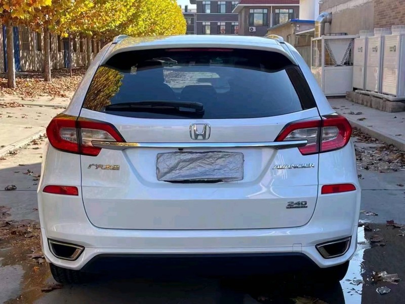 珠海17年本田冠道2