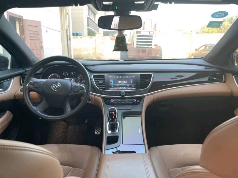 苏州17年别克君越5