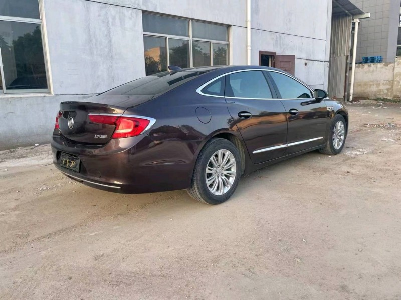 苏州17年别克君越8