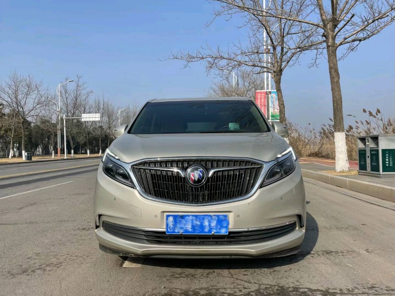 徐州17年别克GL81