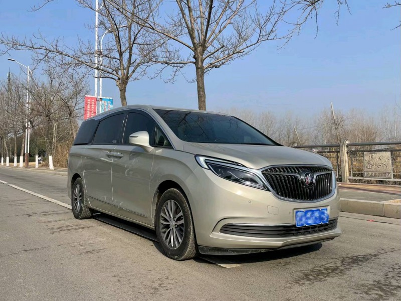 徐州17年别克GL83