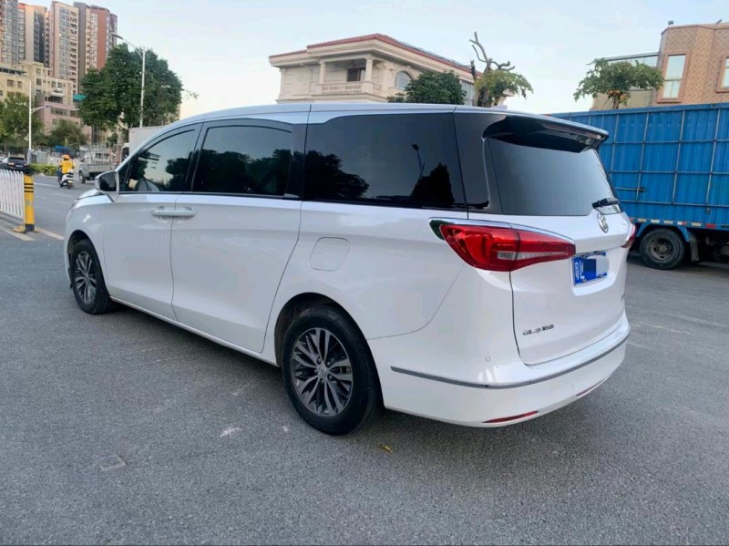 广州19年别克GL88