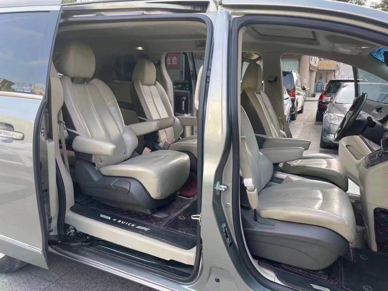 徐州13年别克GL84