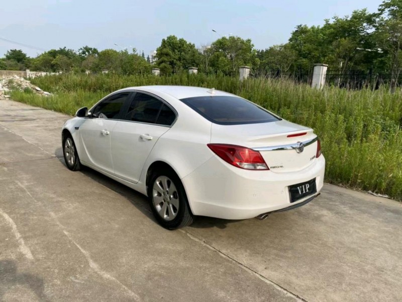 苏州13年别克君威7