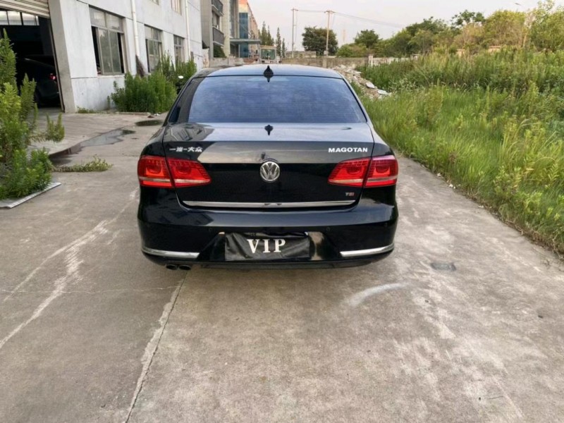 苏州15年大众迈腾8