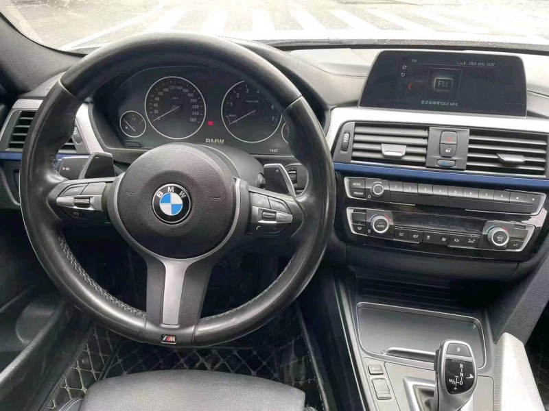 北京19年宝马3系5