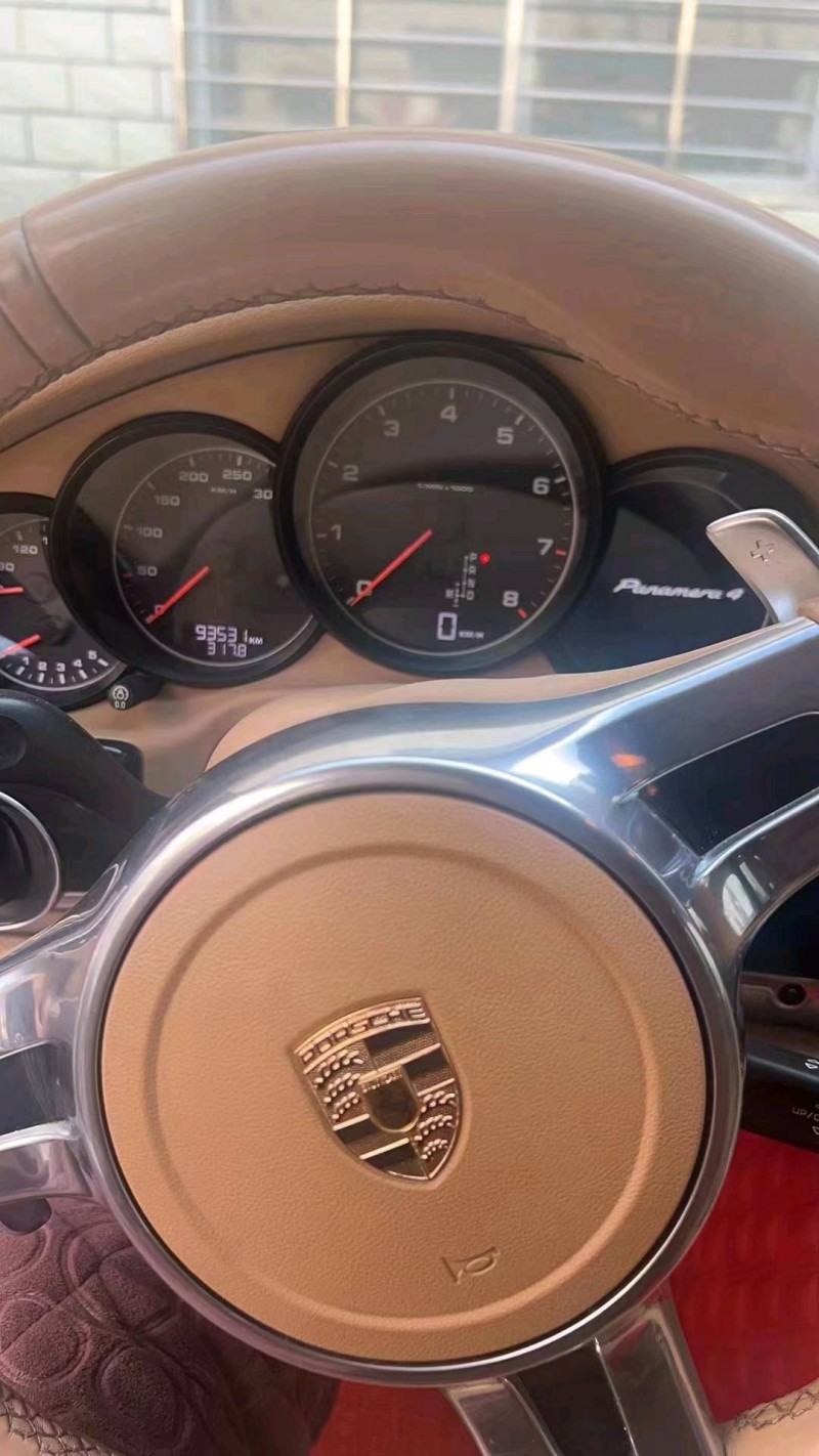 济南13年保时捷帕拉梅拉2