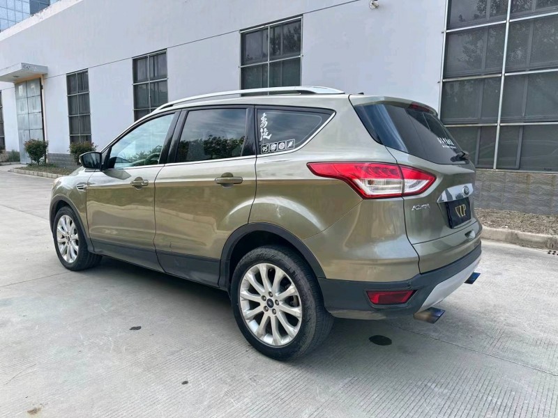 盐城15年福特翼虎8