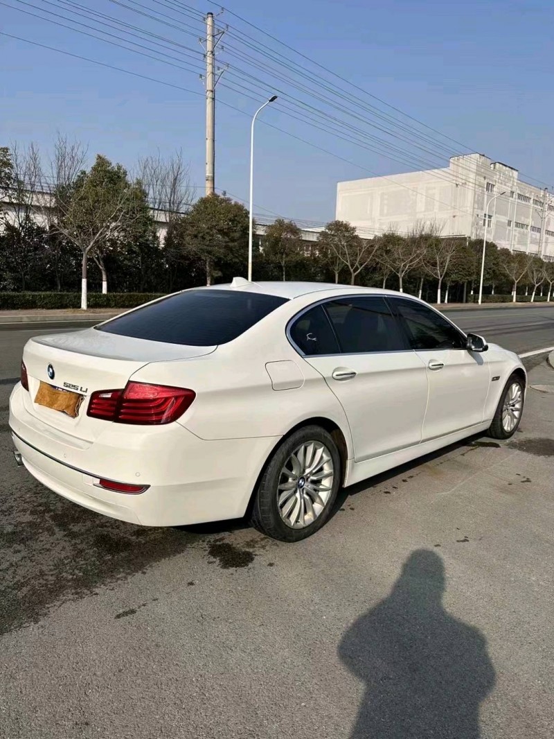 苏州14年宝马5系3