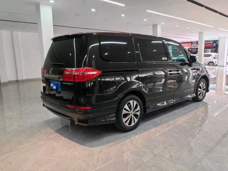 苏州12年本田艾力绅7