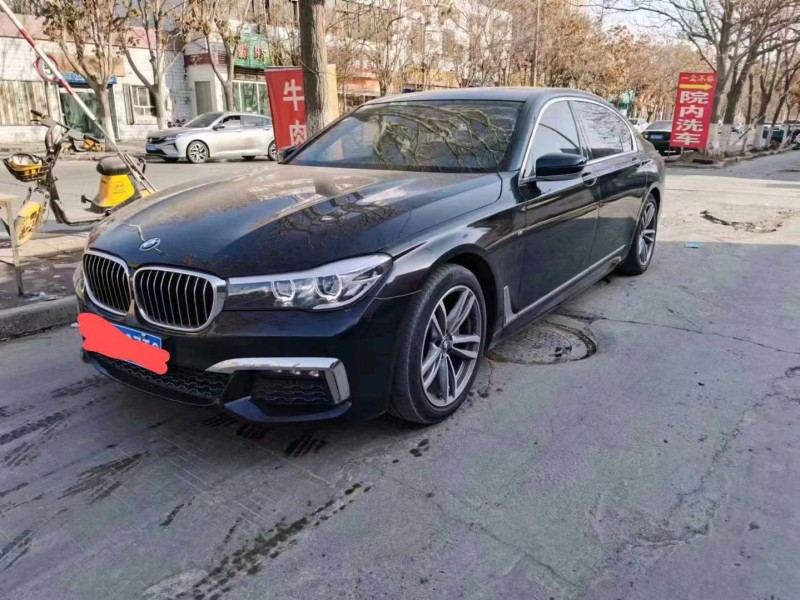 成都18年宝马7系2