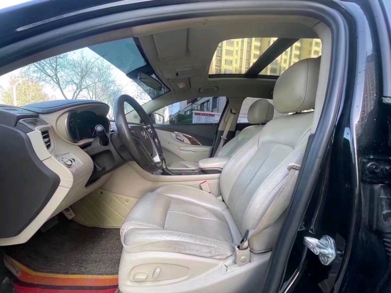 石家庄15年别克君越5