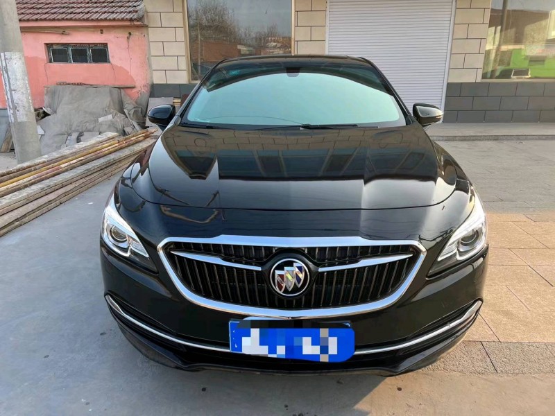 青岛17年别克君越1