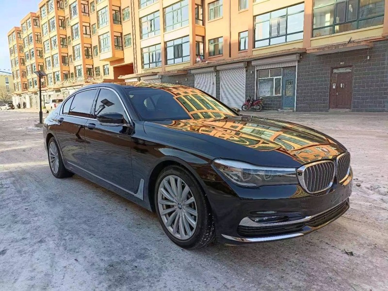 济南18年宝马7系2