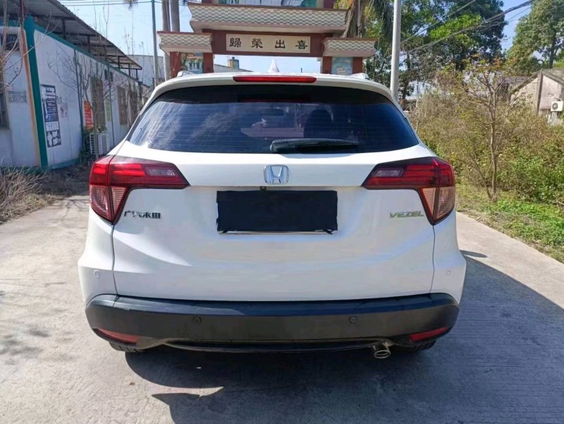 珠海16年本田缤智2