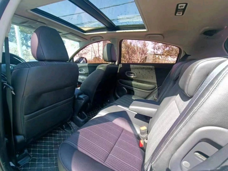 珠海16年本田缤智8