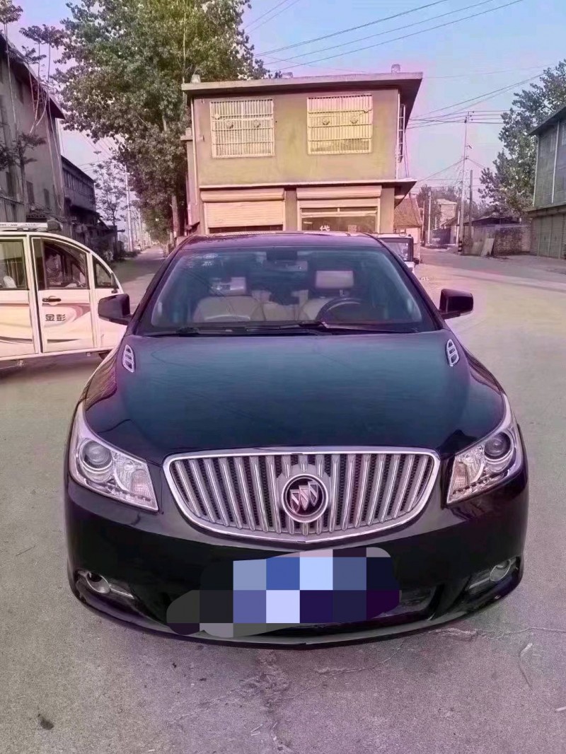 北京15年别克君越1