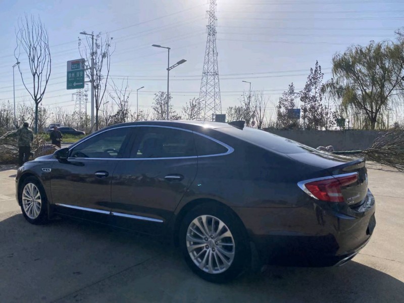 徐州17年别克君越4