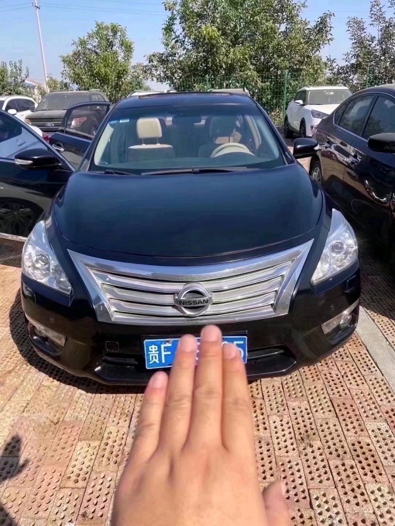 北京14年日产天籁1