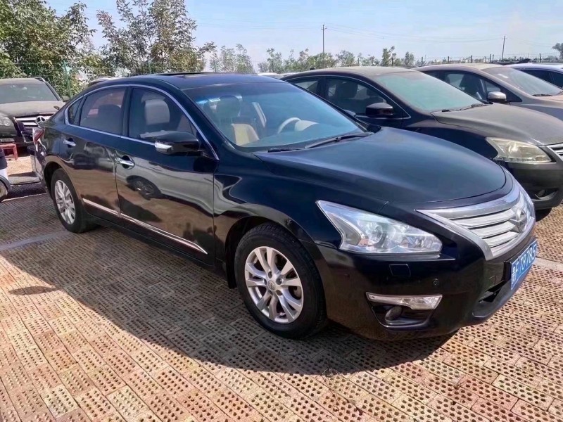 北京14年日产天籁2