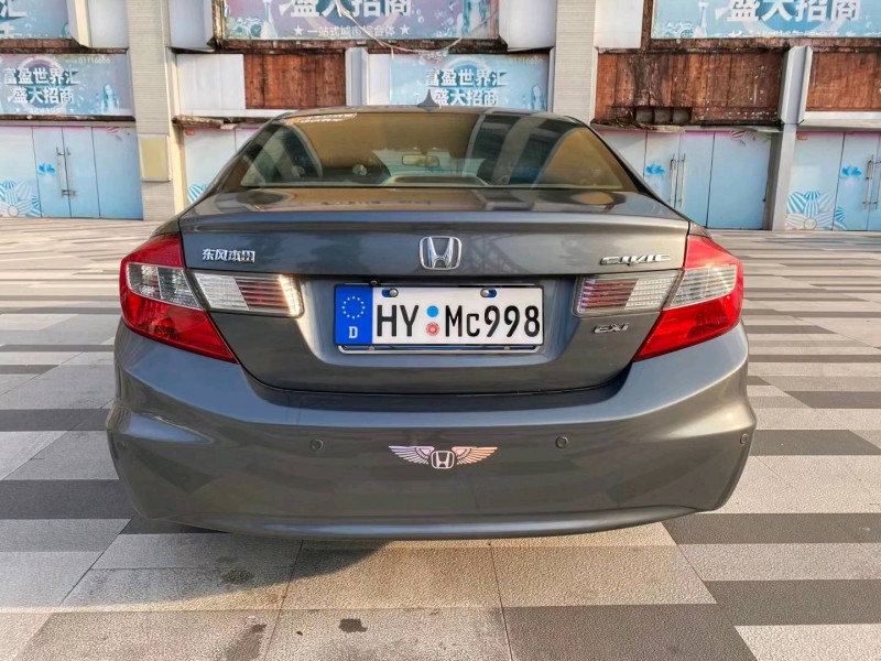 东莞13年本田思域4