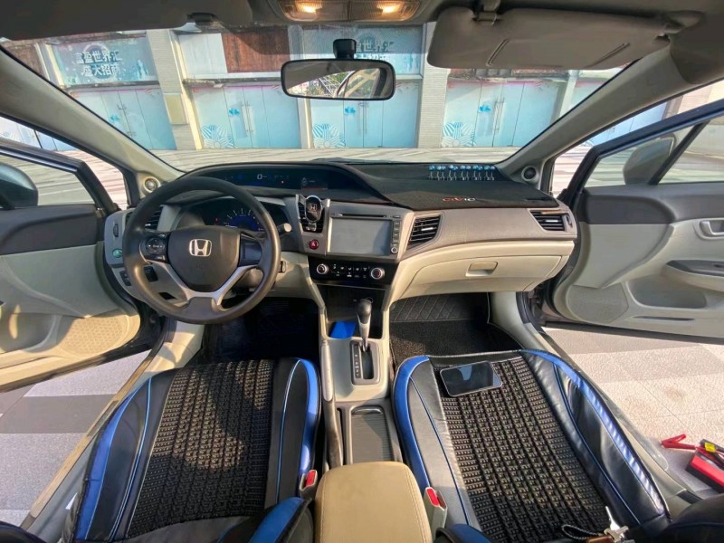 东莞13年本田思域6