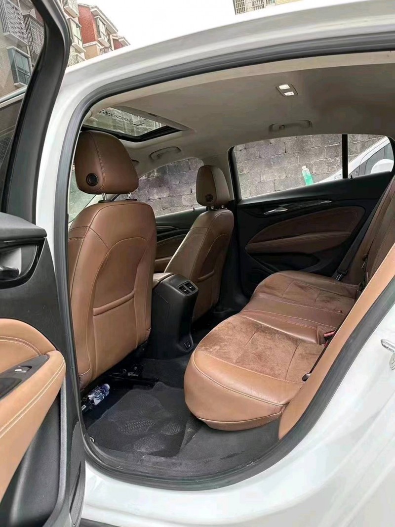 枣庄18年别克君威3