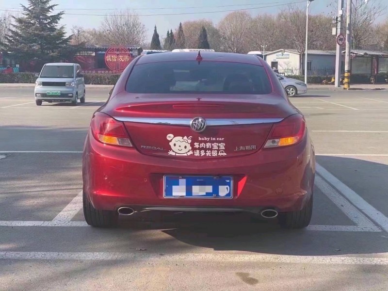 青岛13年别克君威1